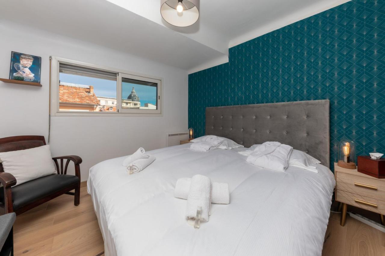 Belle Surprise Coeur De Ville, Cosy Avec Terrasse Cannes Bagian luar foto