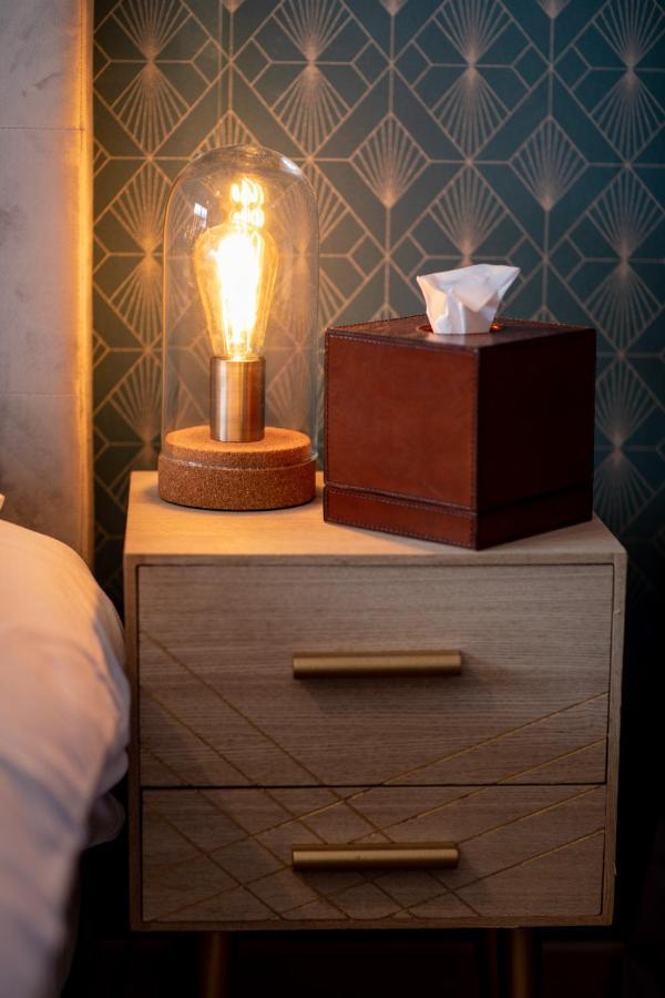 Belle Surprise Coeur De Ville, Cosy Avec Terrasse Cannes Bagian luar foto